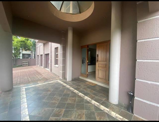 4 BEDROOM HOUSE FOR SALE IN AERORAND